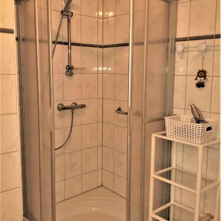 Eine Schoene 3-Zimmer-Wohnung Mit Ostsee-Zugang! Juliusruh Exterior photo